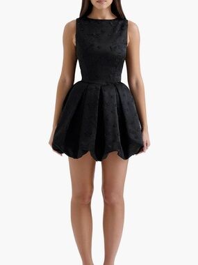 HOUSE OF CB Melika Open Back
Bubble Hem Minidress